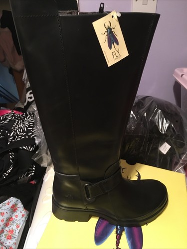Fly london rare boots - london,